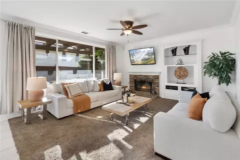 Living - 40325 Odessa Dr, Temecula, CA 92591 photo 2 of 3