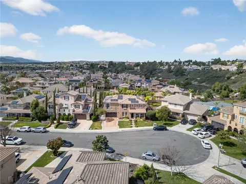 View/Area - 46093 Hunter Trl, Temecula, CA 92592 photo 2 of 6