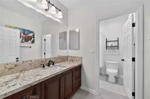 Bath - 46093 Hunter Trl, Temecula, CA 92592 photo 12 of 13