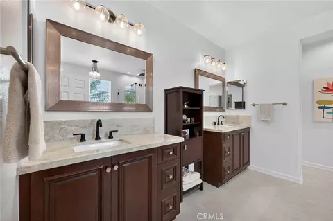 Bath - 46093 Hunter Trl, Temecula, CA 92592 photo 7 of 13
