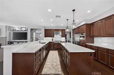 Kitchen - 46093 Hunter Trl, Temecula, CA 92592 photo 1 of 6
