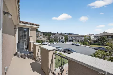 Exterior - 46093 Hunter Trl, Temecula, CA 92592 photo 6 of 14