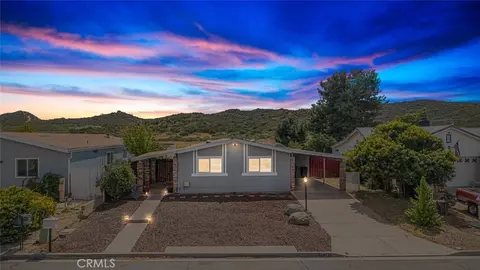 24799 Split Rail Rd, Wildomar, CA 92595
