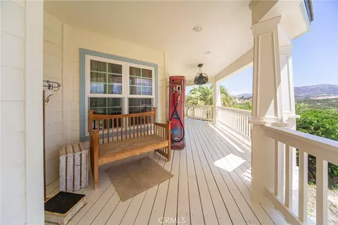 Exterior - 39911 Green Meadow Rd, Temecula, CA 92592 photo 5 of 11