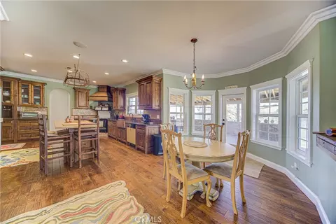 Dining - 39911 Green Meadow Rd, Temecula, CA 92592 photo 4 of 5