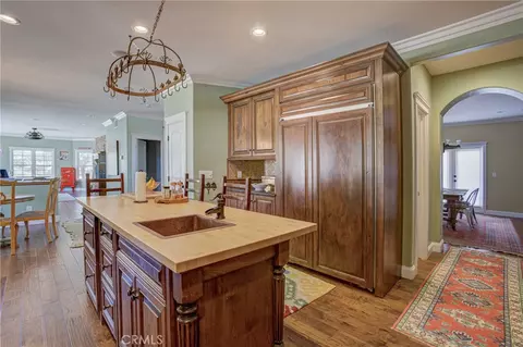 Kitchen - 39911 Green Meadow Rd, Temecula, CA 92592 photo 3 of 7