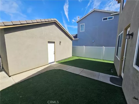 Exterior - 28882 Lakefront, Temecula, CA 92591 photo 6 of 7