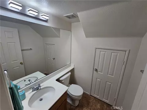Bath - 28882 Lakefront, Temecula, CA 92591 photo 1 of 5
