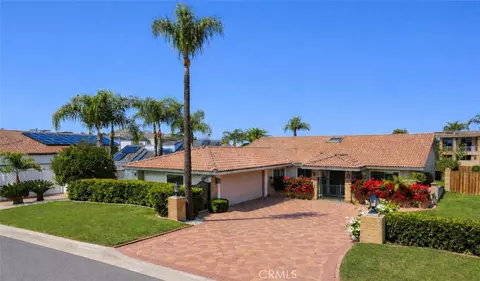 23316 Gray Fox Dr, Canyon Lake, CA 92587