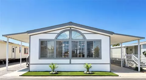 530 W Devonshire Ave #65, Hemet, CA 92543
