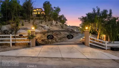 Exterior - 32360 Navajo Spgs, Wildomar, CA 92595 photo 3 of 25