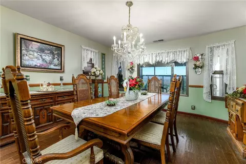 Dining - 32360 Navajo Spgs, Wildomar, CA 92595 photo 3 of 3