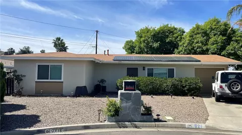 621 Palmer St, Hemet, CA 92543