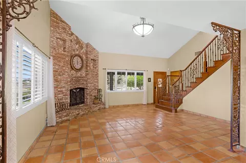 Living - 40995 Via Fernando, Temecula, CA 92592 photo 3 of 5