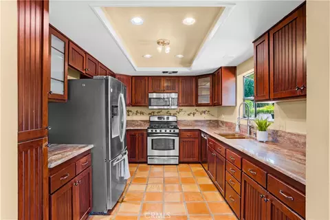 Kitchen - 40995 Via Fernando, Temecula, CA 92592 photo 2 of 4