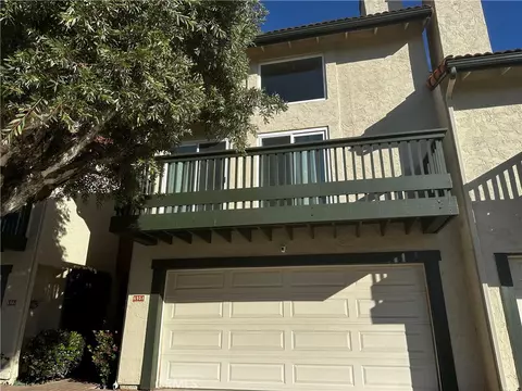 6958 Camino Pacheco, San Diego, CA 92111