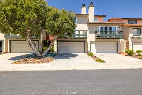 6958 Camino Pacheco, San Diego, CA 92111
