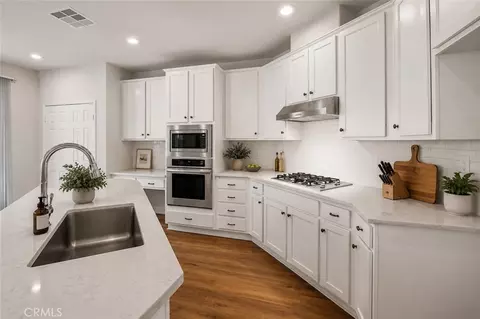 Kitchen - 30840 Point Woods Ct, Temecula, CA 92591 photo 1 of 3