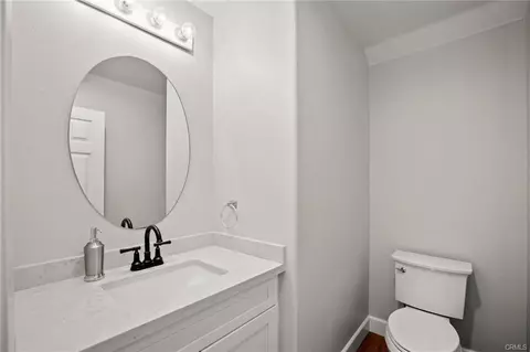 Bath - 30840 Point Woods Ct, Temecula, CA 92591 photo 1 of 4