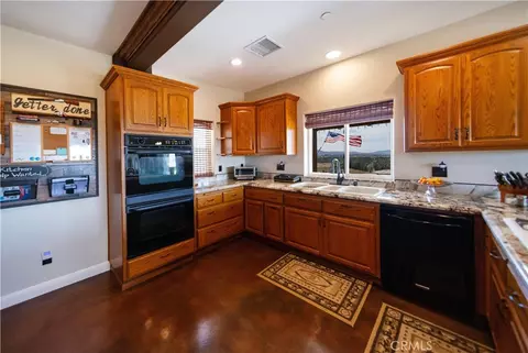 Kitchen - 36431 Summitville, Temecula, CA 92592 photo 3 of 8