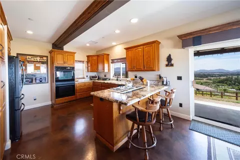 Kitchen - 36431 Summitville, Temecula, CA 92592 photo 2 of 8
