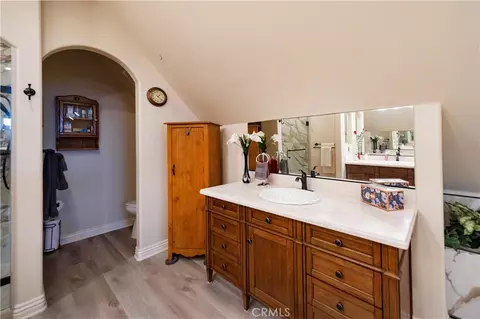 Bath - 36431 Summitville, Temecula, CA 92592 photo 5 of 8