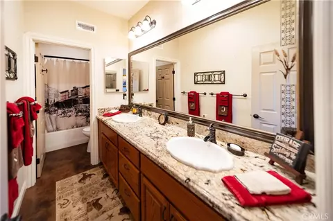 Bath - 36431 Summitville, Temecula, CA 92592 photo 1 of 8