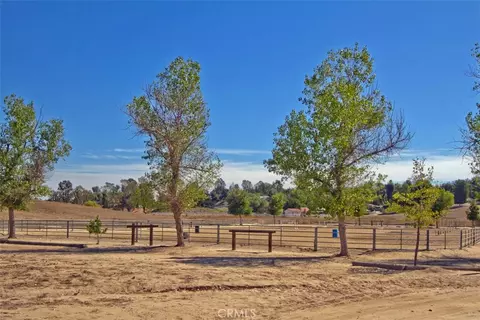 Exterior - 30276 Corte Coelho, Temecula, CA 92591 photo 17 of 18