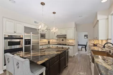 Kitchen - 30276 Corte Coelho, Temecula, CA 92591 photo 3 of 5