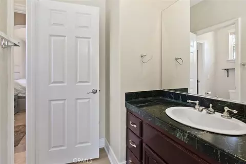 Bath - 30276 Corte Coelho, Temecula, CA 92591 photo 4 of 6
