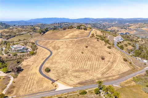 View/Area - 28100 Sycamore Mesa Rd, Temecula, CA 92590 photo 4 of 9