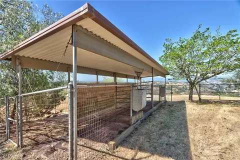 Exterior - 28100 Sycamore Mesa Rd, Temecula, CA 92590 photo 7 of 12
