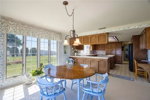 Dining - 28100 Sycamore Mesa Rd, Temecula, CA 92590 photo 3 of 3