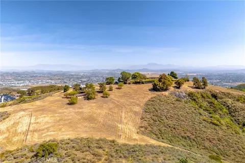 View/Area - 28100 Sycamore Mesa Rd, Temecula, CA 92590 photo 6 of 9