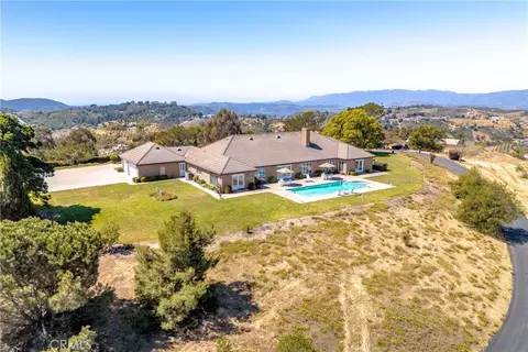 View/Area - 28100 Sycamore Mesa Rd, Temecula, CA 92590 photo 5 of 9