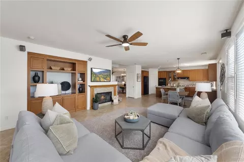 24239 Broad Oak St, Murrieta, CA 92562