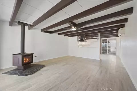 Living - 600 Gibbel, Hemet, CA 92543 photo 2 of 5