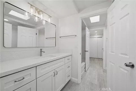 Bath - 600 Gibbel, Hemet, CA 92543 photo 2 of 2