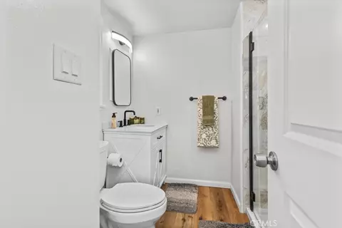 Bath - 14125 Halper, Poway, CA 92064 photo 1 of 3
