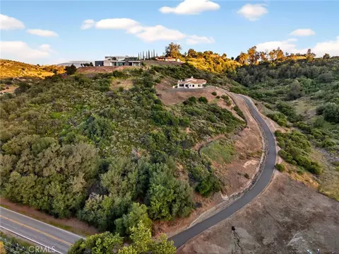View/Area - 43754 De Luz, Temecula, CA 92590 photo 3 of 5