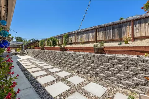 Exterior - 5612 Old Rnch, Oceanside, CA 92057 photo 5 of 10