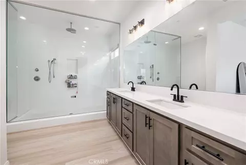 Bath - 39481 Chamise, Temecula, CA 92591 photo 2 of 3