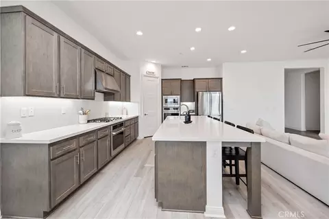 Kitchen - 39481 Chamise, Temecula, CA 92591 photo 4 of 5