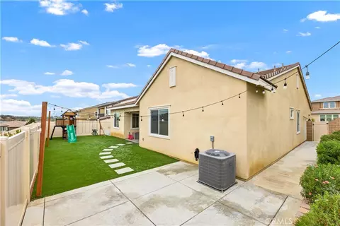 Exterior - 39481 Chamise, Temecula, CA 92591 photo 4 of 9