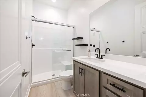 Bath - 39481 Chamise, Temecula, CA 92591 photo 3 of 3