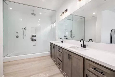 Bath - 39481 Chamise, Temecula, CA 92591 photo 2 of 3