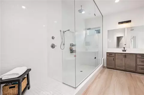 Bath - 39481 Chamise, Temecula, CA 92591 photo 1 of 3
