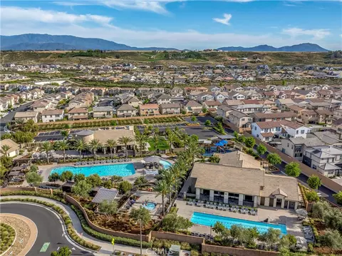 View/Area - 39481 Chamise, Temecula, CA 92591 photo 5 of 9