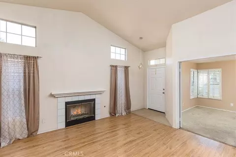 Living - 43115 Corte Landeros, Temecula, CA 92592 photo 2 of 3