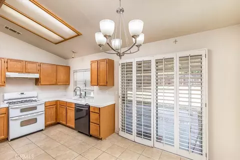 Kitchen - 43115 Corte Landeros, Temecula, CA 92592 photo 1 of 3